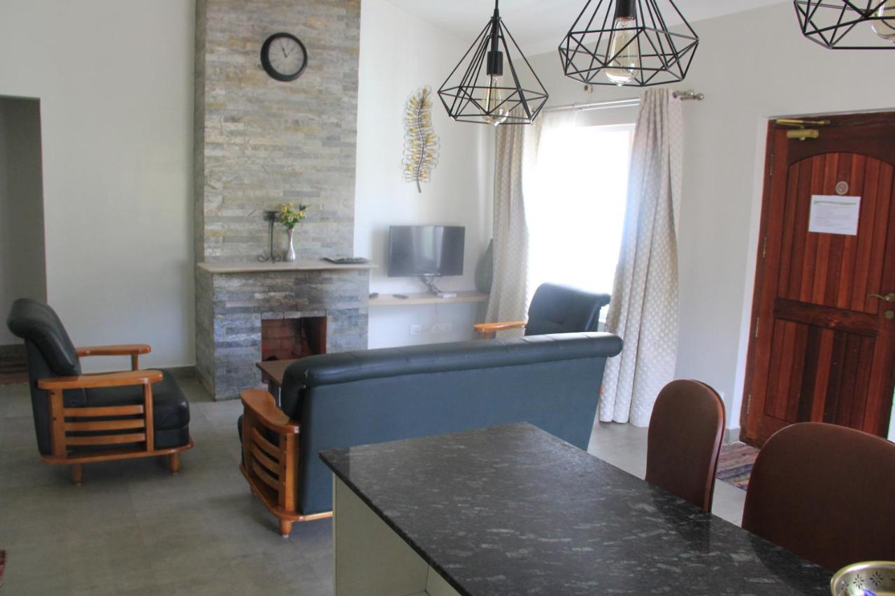 Two Seas Residence Ooty Extérieur photo
