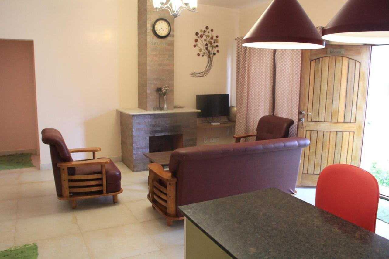 Two Seas Residence Ooty Extérieur photo
