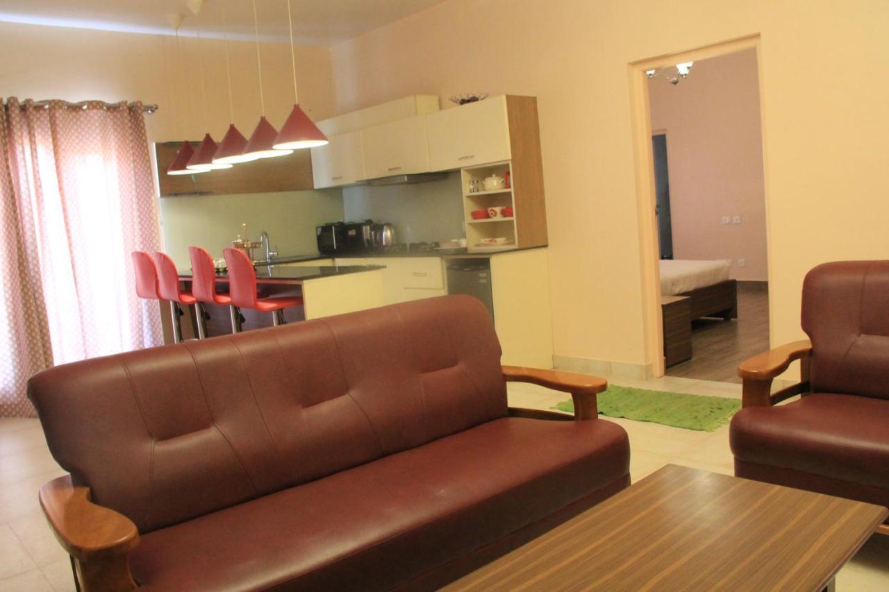 Two Seas Residence Ooty Extérieur photo
